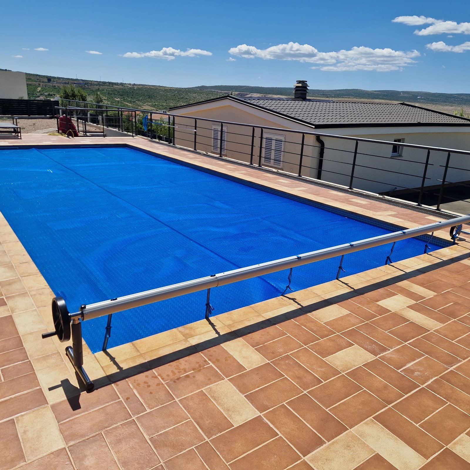 orca-pools-zadar-izgradnja-bazena-solarni-pokrivači